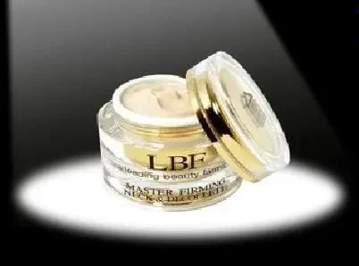 Lbf Cosmetics Lbf Master Rassodante Collo E Decollete