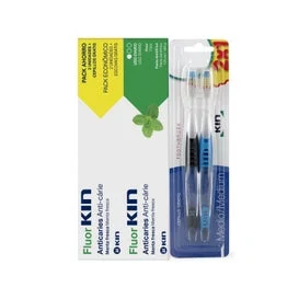 Fluor Kin dentifricio alla menta fresca 2x125ml + 2 spazzolini da denti