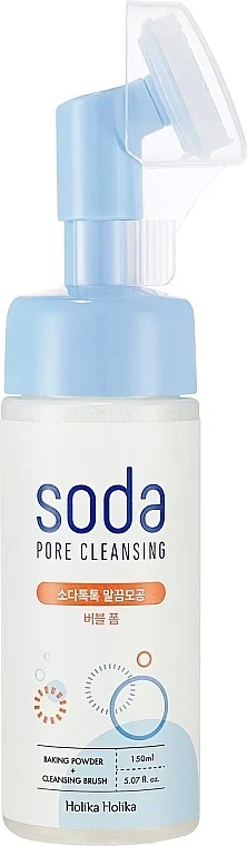 Schiuma detergente pori